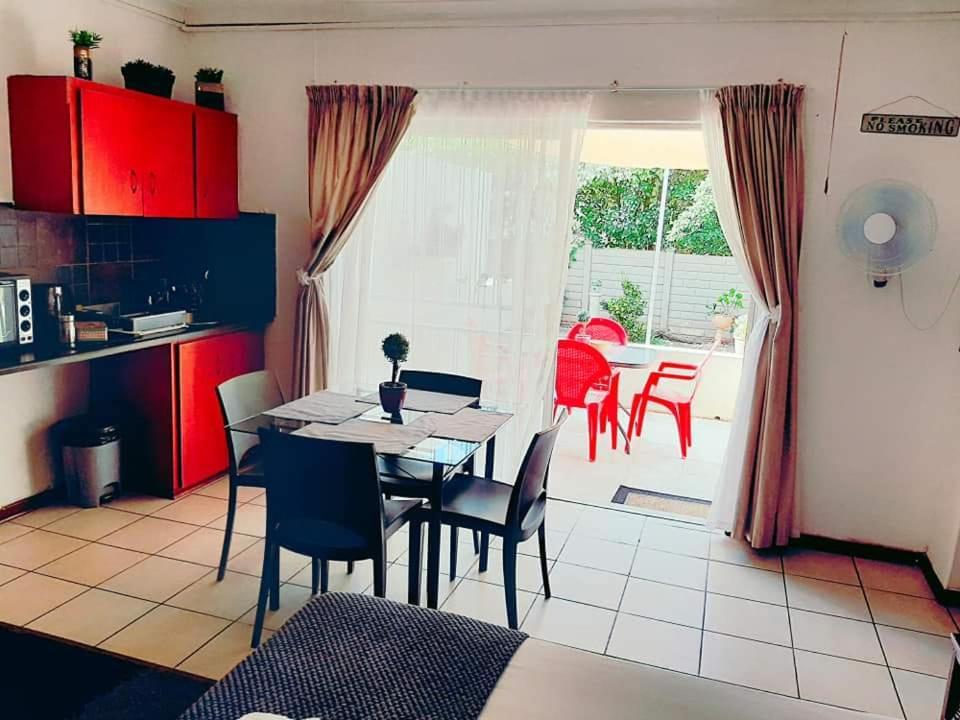בלומפונטייין Aandrus Guesthouse מראה חיצוני תמונה
