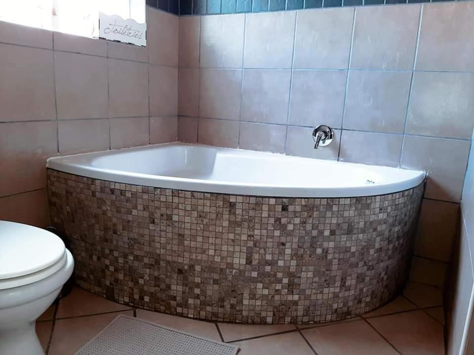 בלומפונטייין Aandrus Guesthouse מראה חיצוני תמונה