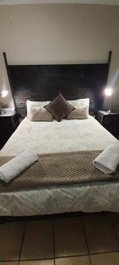בלומפונטייין Aandrus Guesthouse מראה חיצוני תמונה