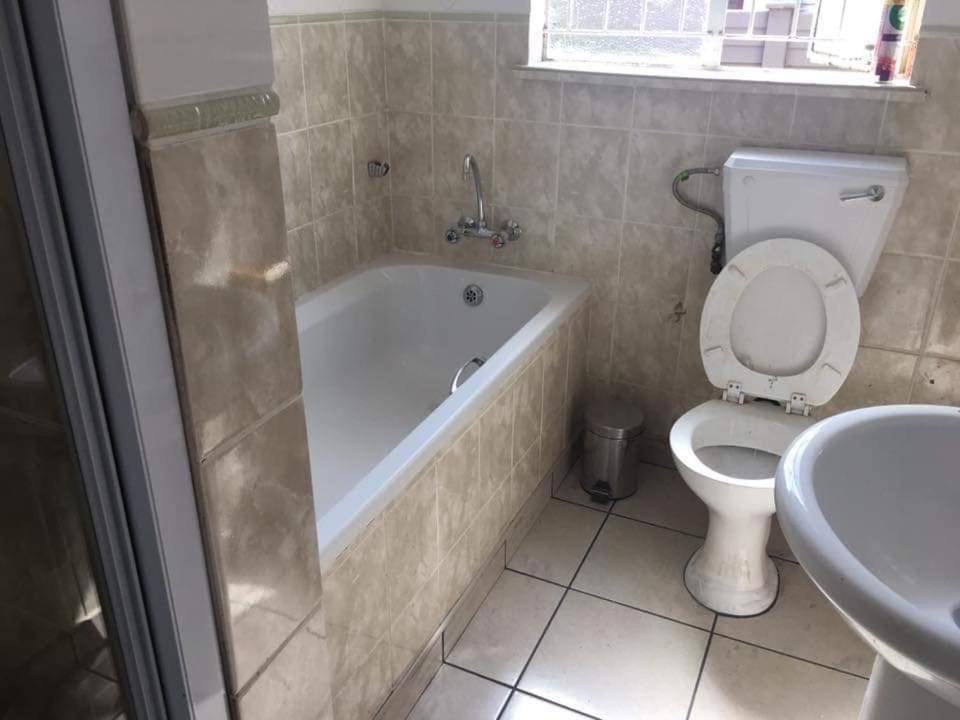 בלומפונטייין Aandrus Guesthouse מראה חיצוני תמונה