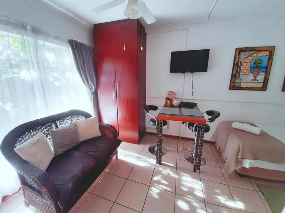 בלומפונטייין Aandrus Guesthouse מראה חיצוני תמונה