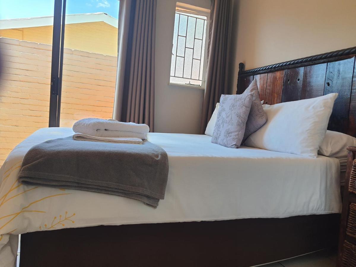 בלומפונטייין Aandrus Guesthouse מראה חיצוני תמונה