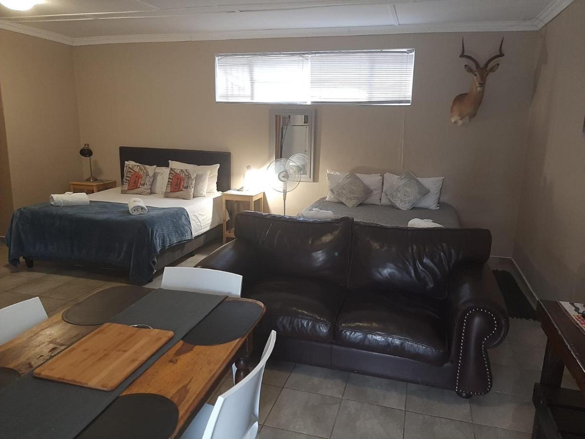 בלומפונטייין Aandrus Guesthouse מראה חיצוני תמונה